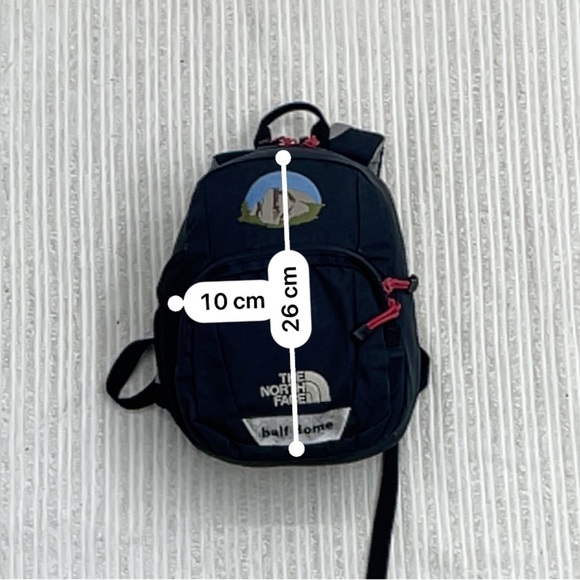 The North Face Half Dome Kids Backpack - Picture 7 of 11